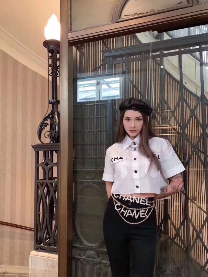 Ch**el waist chain